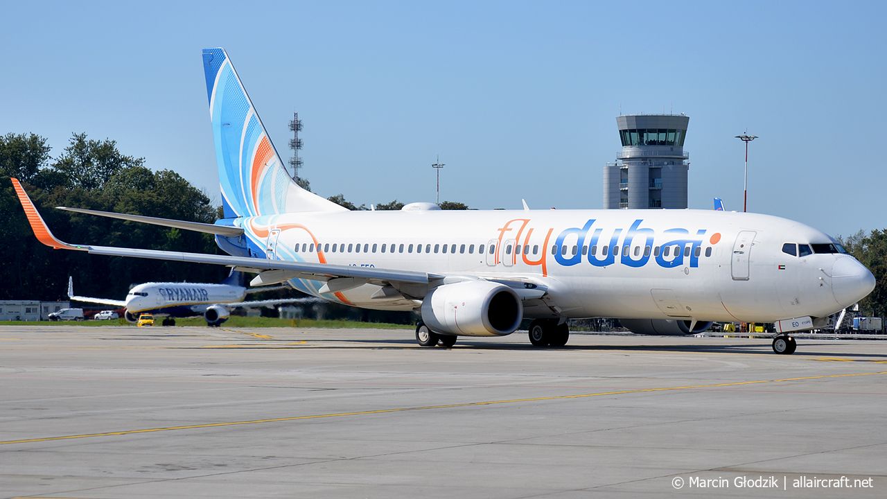 A6-FEO (40266) 2018 Boeing 737-8KN(WL)