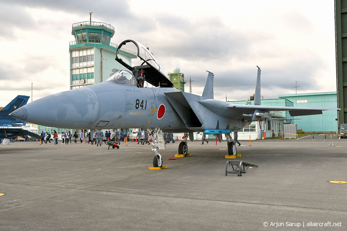 42-8841 (041) 1942 McDonnell Douglas F-15J Eagle