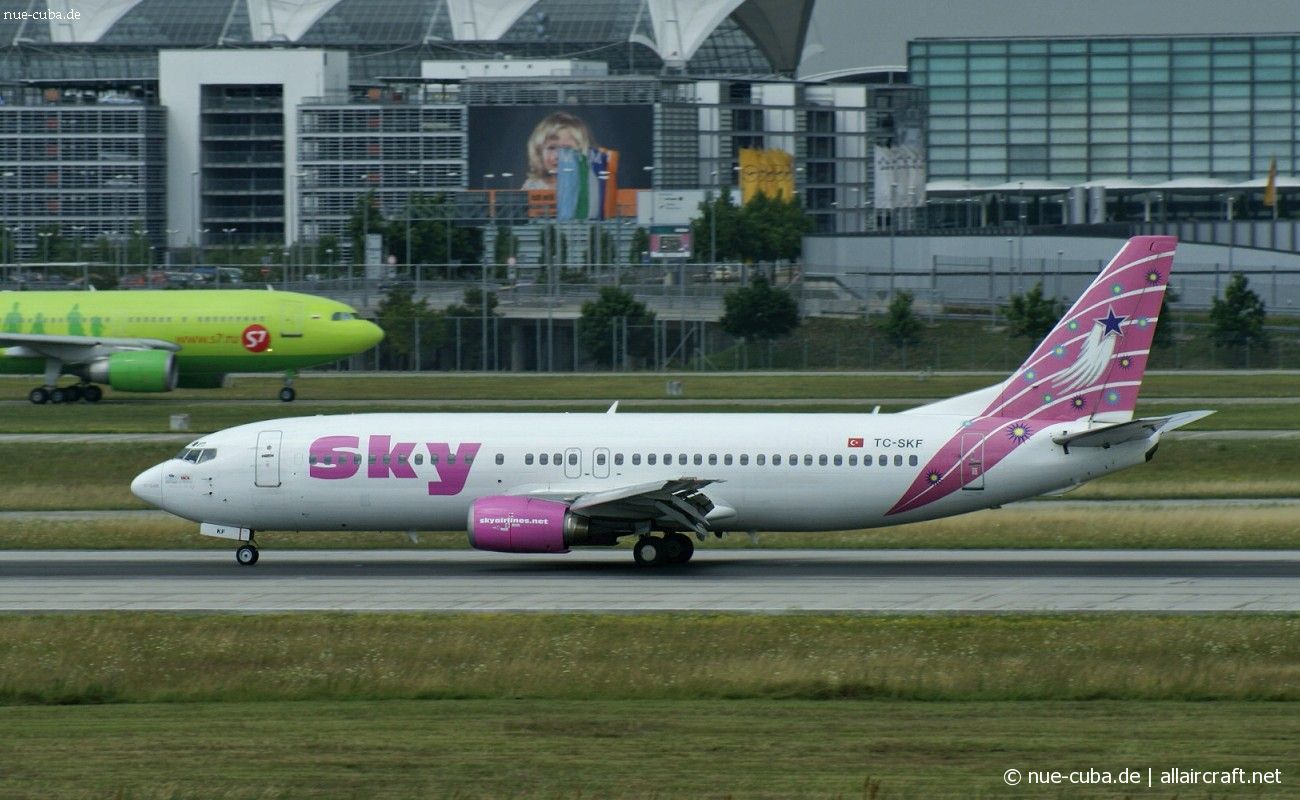 TC-SKF (cn 26291) Boeing 737-4Q8