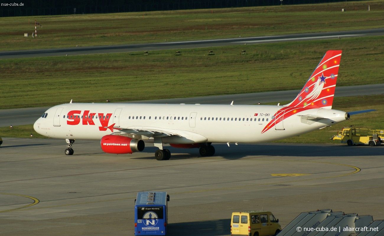 TC-SKI (cn 00811) Airbus A321-131