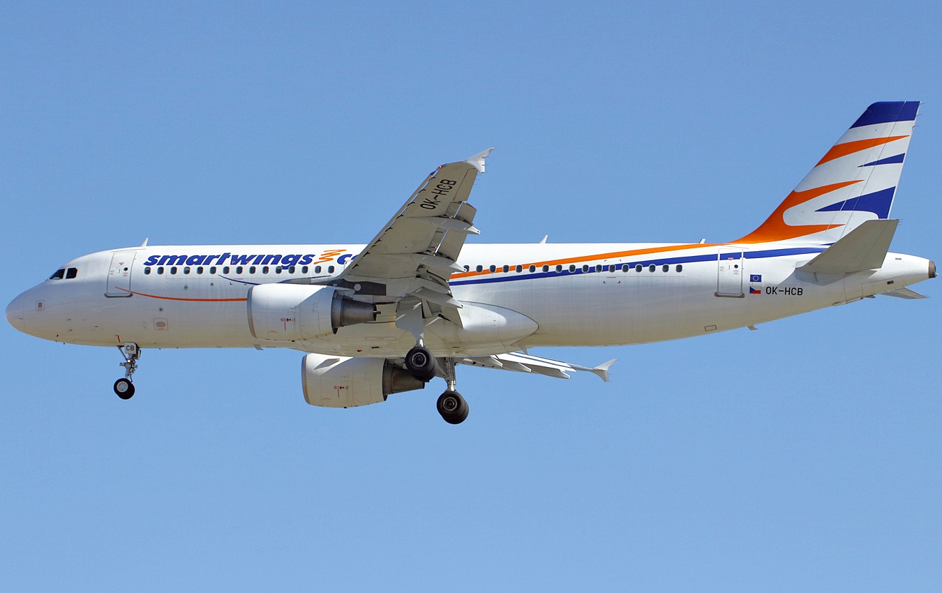 OK-HCB (2180) 2004 Airbus A320-214