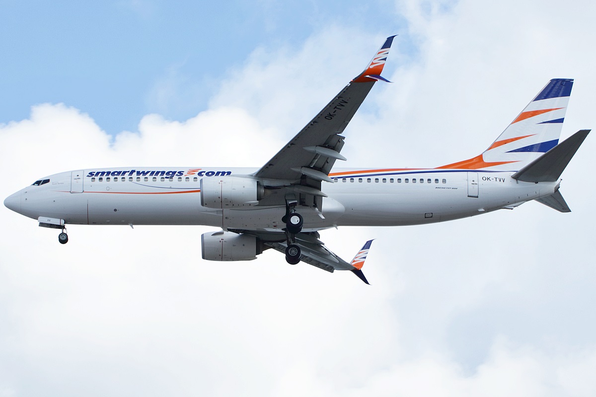 OK-TVV (38027) 2012 Boeing 737-86N(WL)