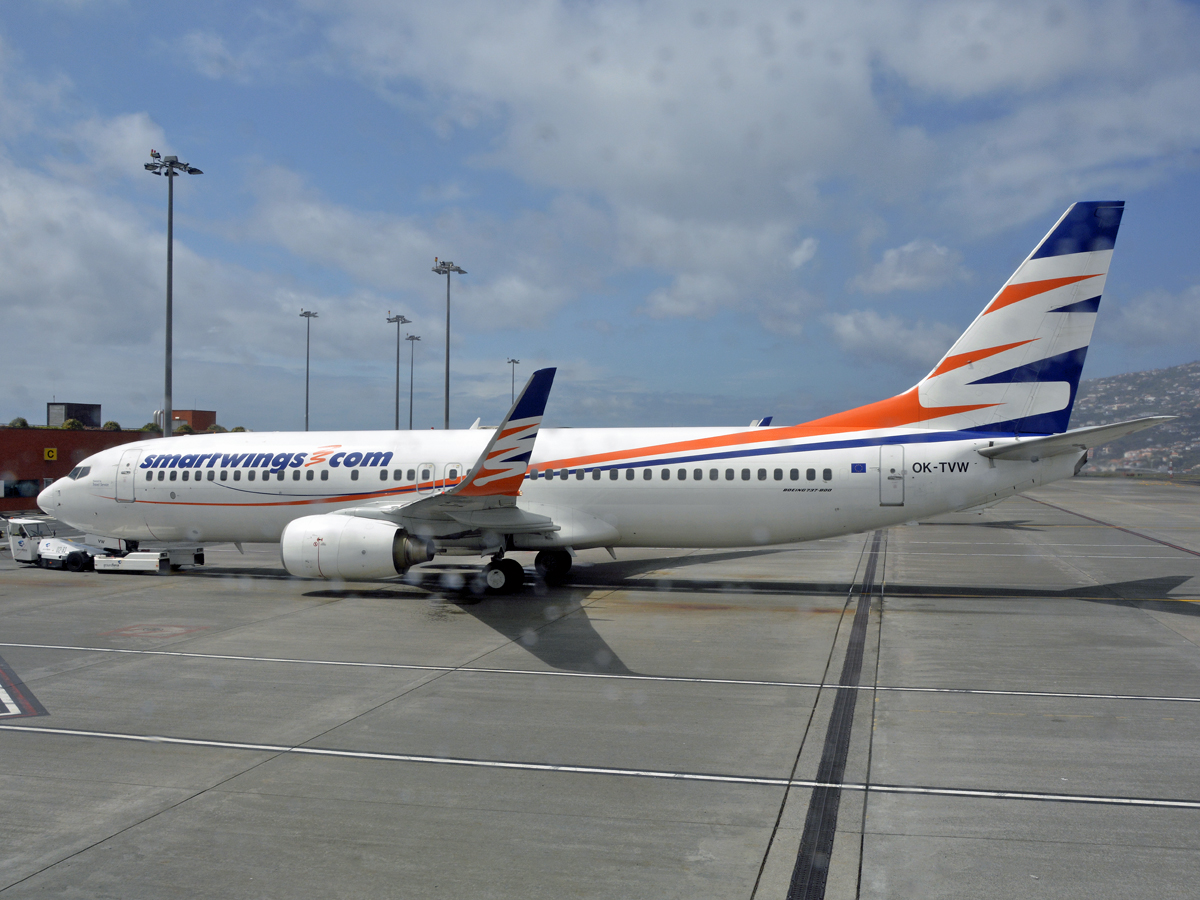 OK-TVW (30295) 2004 Boeing 737-86Q(WL)