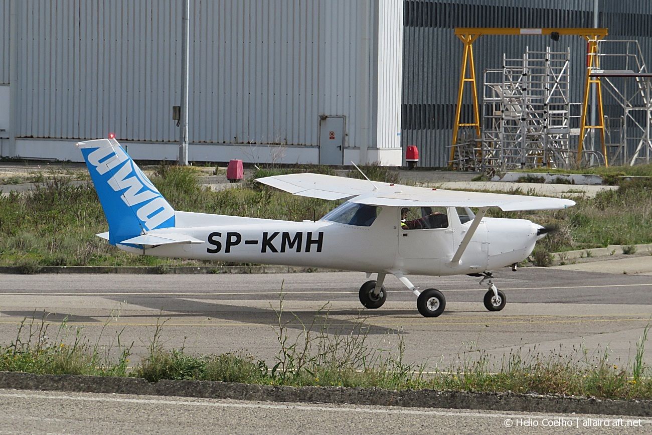 SP-KMH 1977 Cessna 152