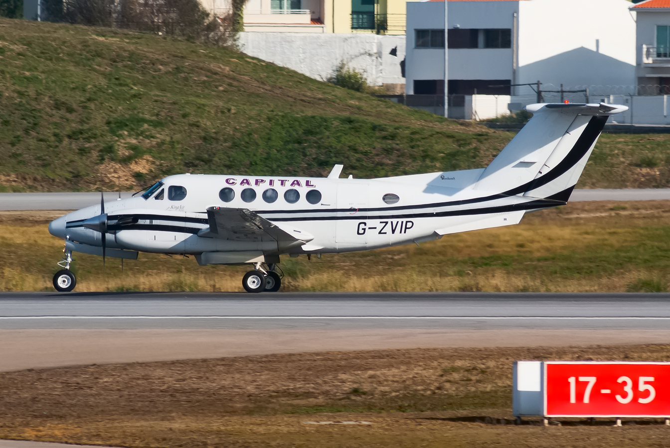 G-ZVIP (BB-108) 1976 Beech 200 Super King Air