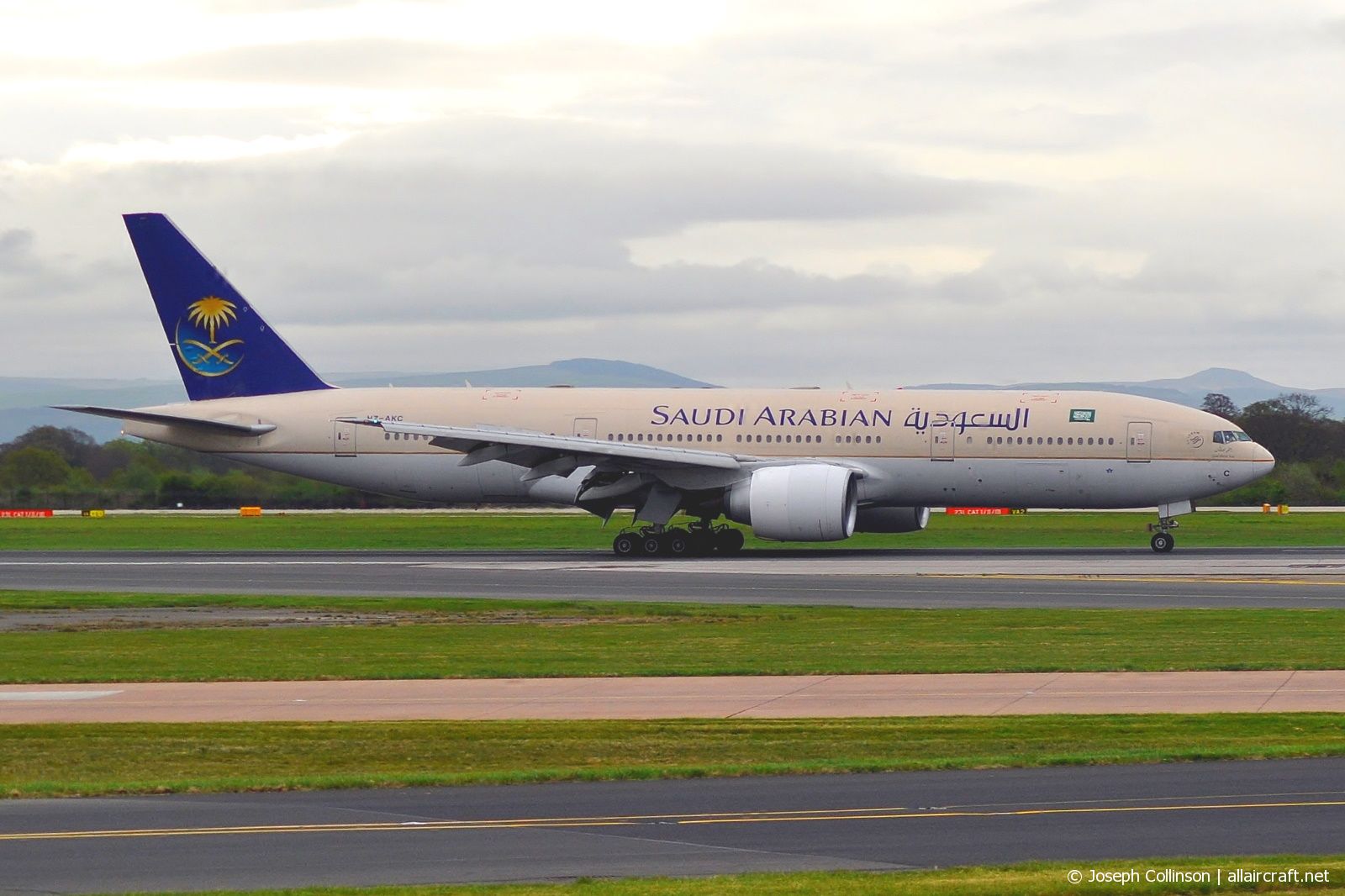 HZ-AKC (cn 28346) Boeing 777-268ER