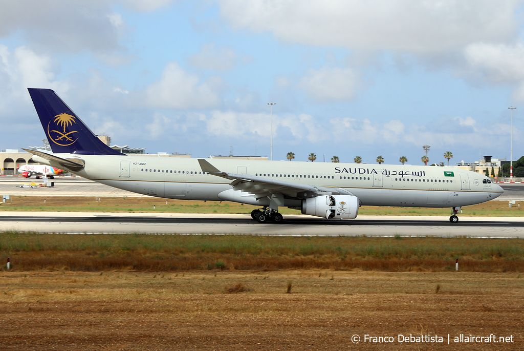 HZ-AQ12 (1726) 2016 Airbus A330-343