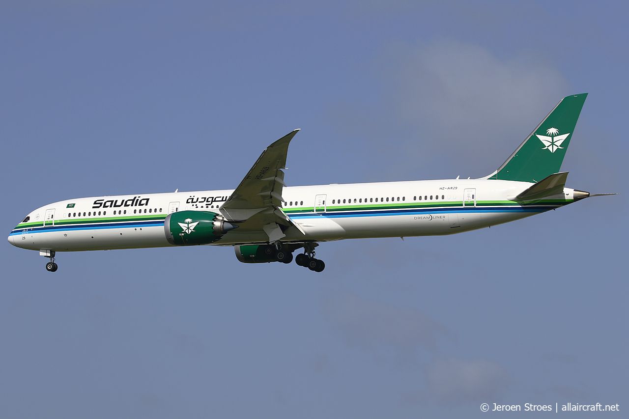 HZ-AR29 (40058) 2020 Boeing 787-10 Dreamliner