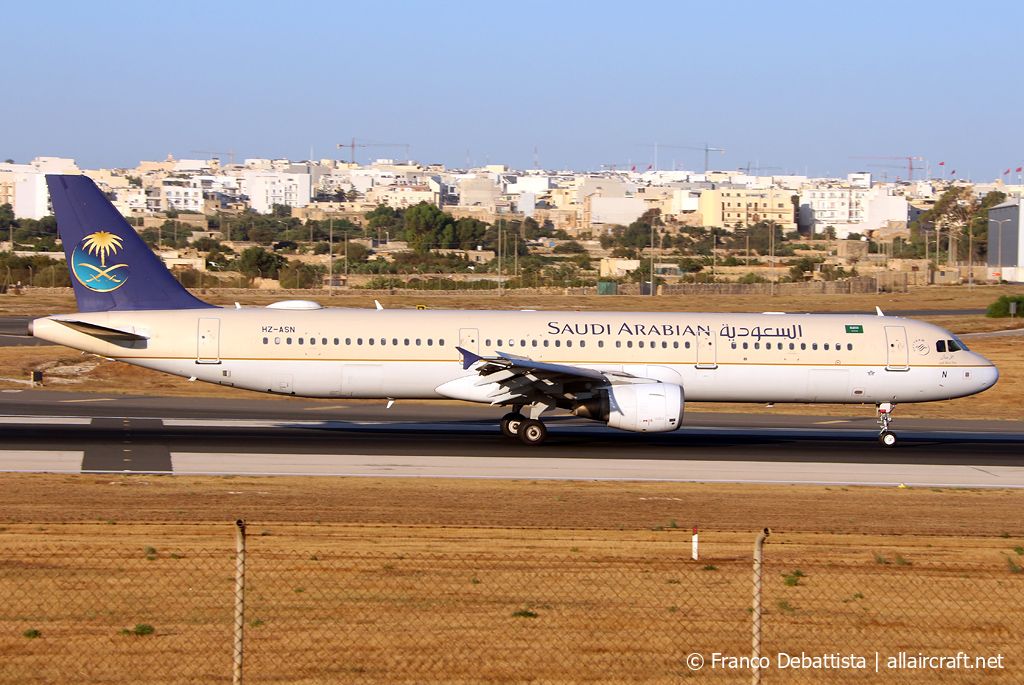 HZ-ASN (4925) 2011 Airbus A321-211
