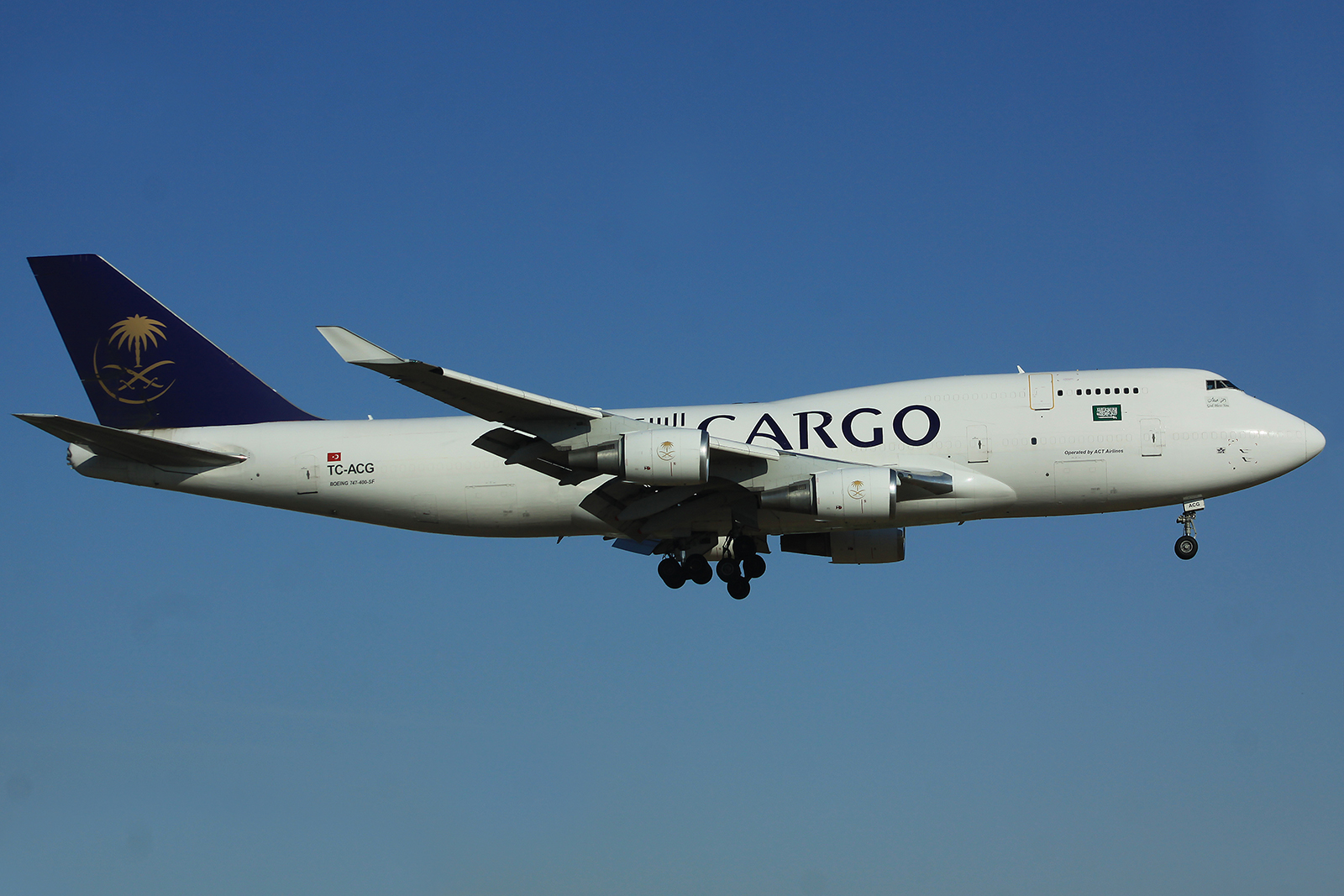 TC-ACG (25641) 1992 Boeing 747-481(BDSF)