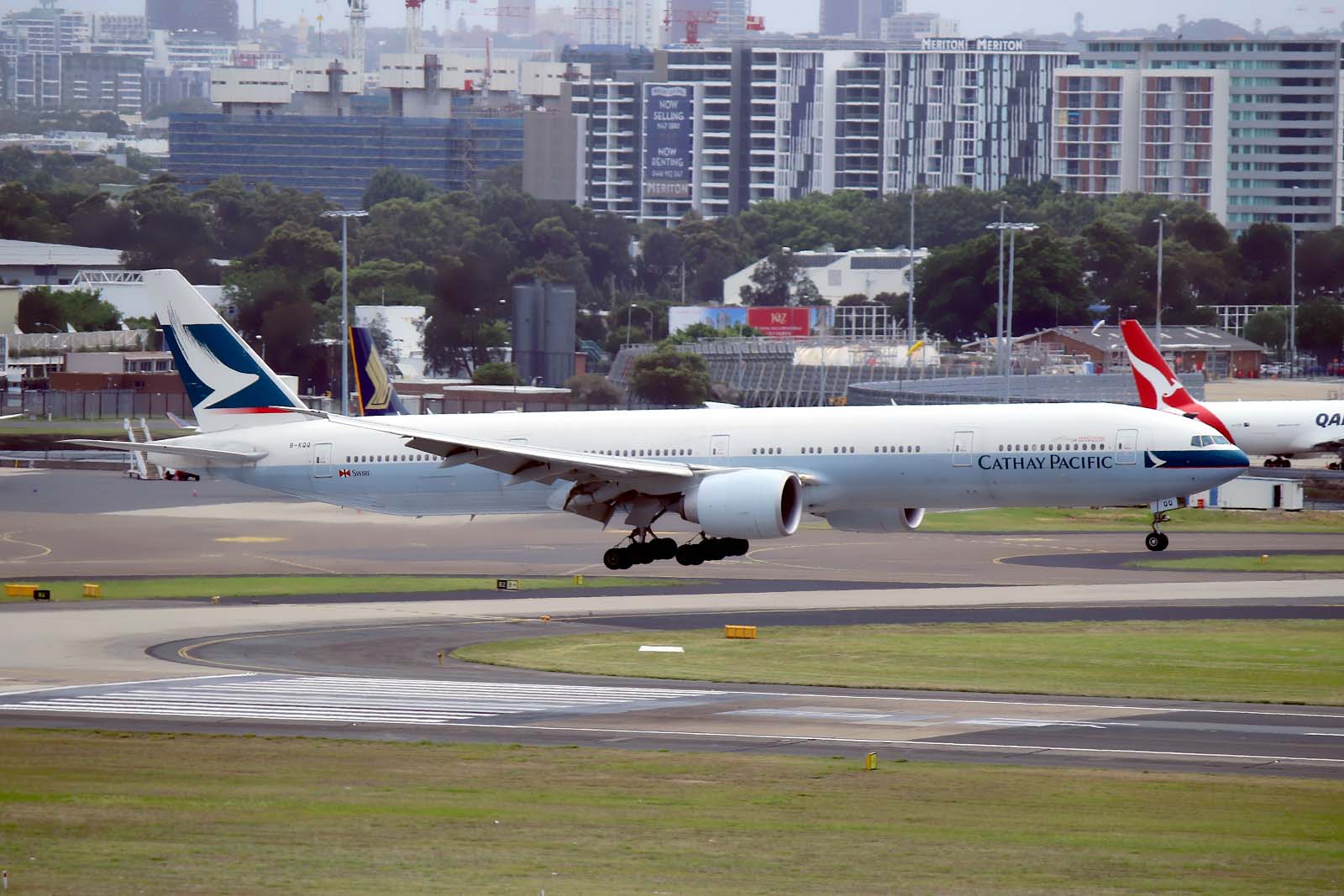 B-KQQ (041762) Boeing 777-367ER