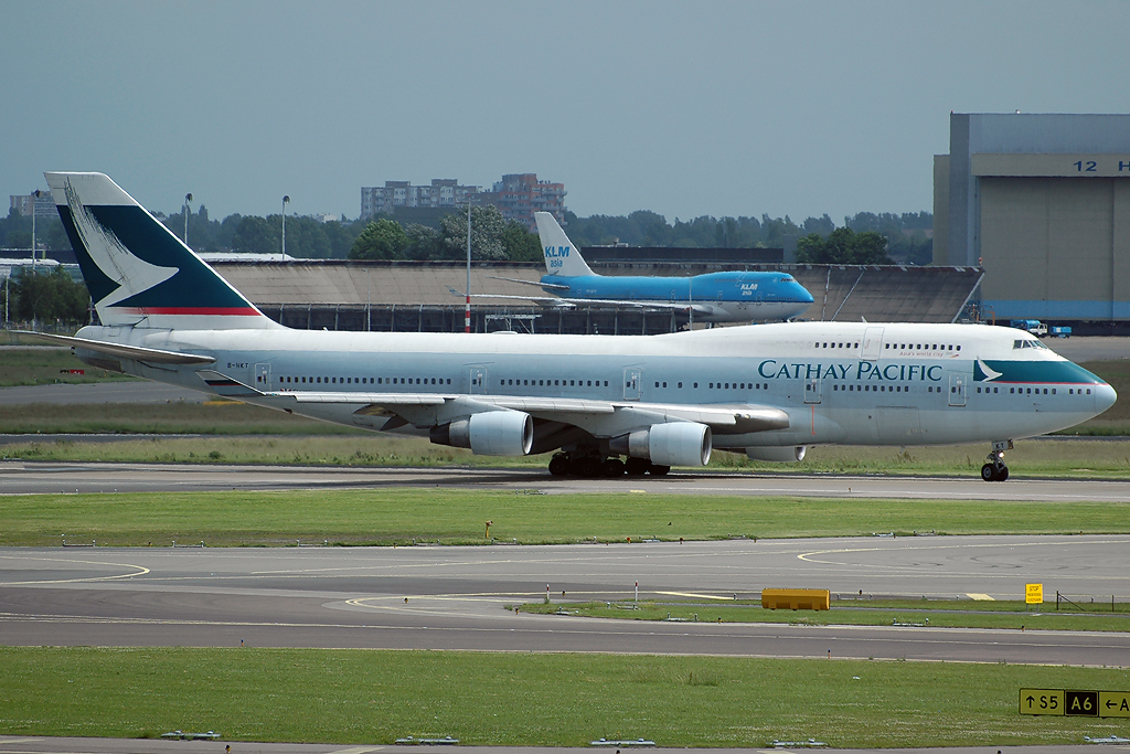 B-HKT (27132) 1992 Boeing 747-412