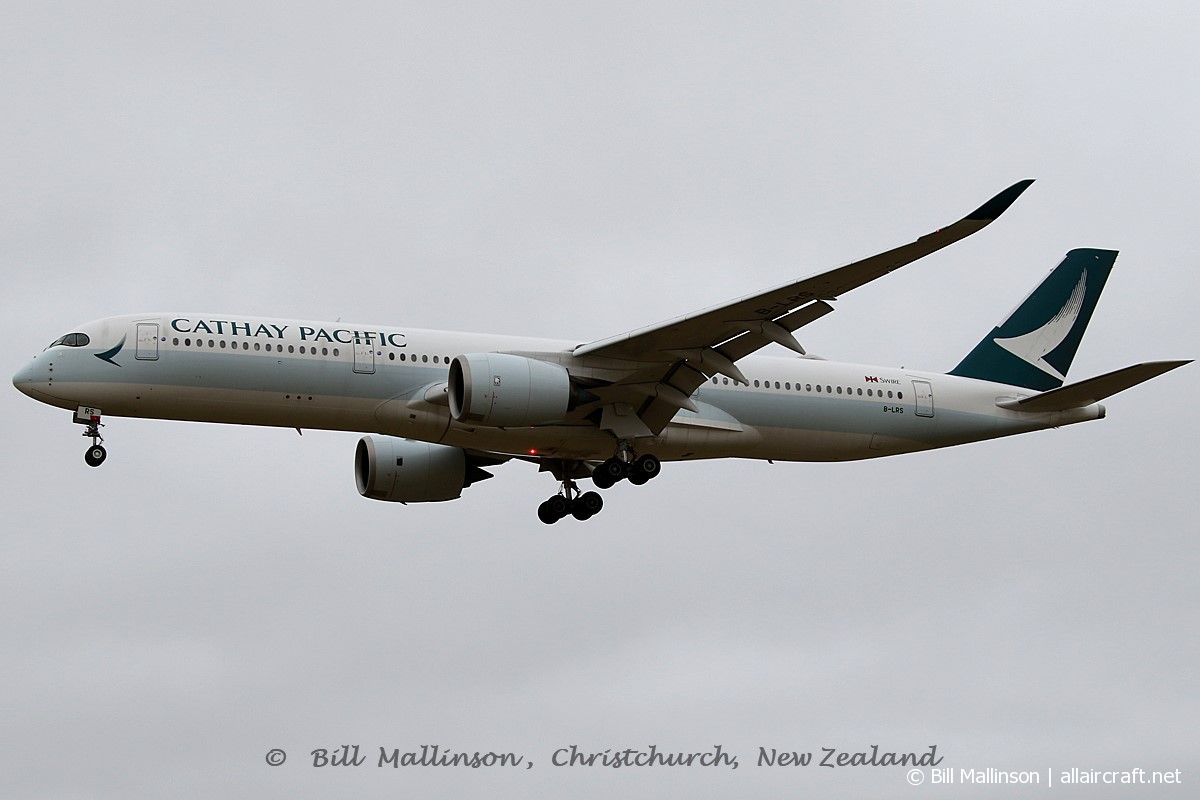 B-LRS ( 128 ) 2017 Airbus A350-941