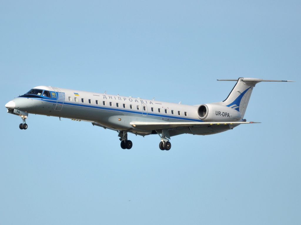 UR-DPA (145330) 2000 Embraer EMB-145LR
