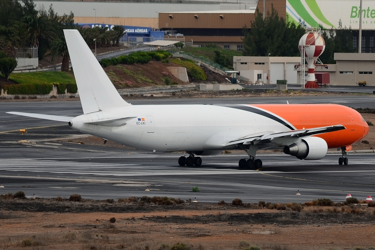 EC-LKI (26544) 1992 Boeing 767-383(ER)(BDSF)