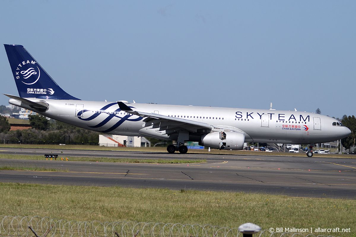 B-5949 (1537) 2014 Airbus A330-243