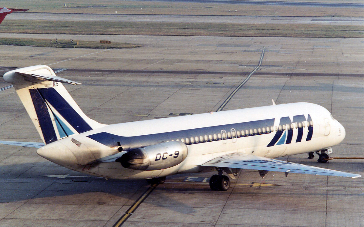 I-RIKS (47229) 1968 McDonnell Douglas DC-9-32