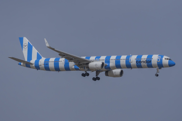D-ABOI (29018) 2000 Boeing 757-330(WL)