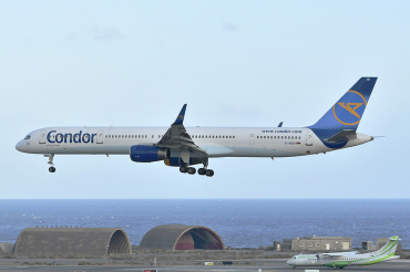 D-ABOI (29018) 2000 Boeing 757-330(WL)