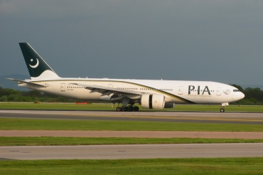 AP-BGL (33777) 2004 Boeing 777-240 ER