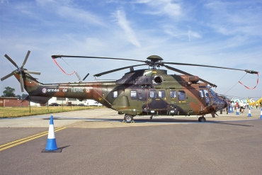 2325 / AIA (2325) Eurocopter AS-532UL Cougar