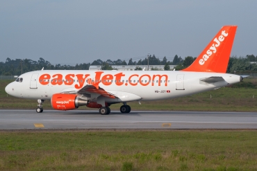 HB-JZT (2420) 2005 Airbus A319-111
