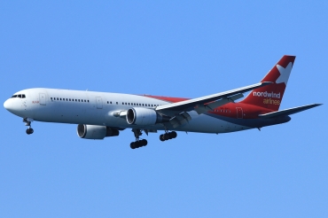 VQ-BPT (27957) 1995 Boeing 767-306ER