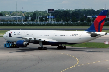 N807NW, (cn 588), Airbus A330-323X