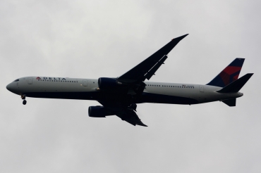 N829MH (29700) Boeing 767-432
