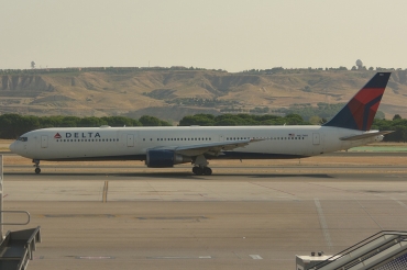 N827MH (29705) Boeing 767-432