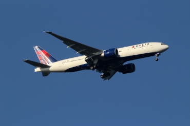 N706DN (30440) Boeing 777-232