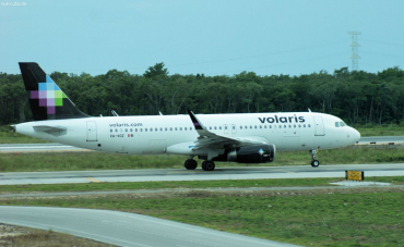 XA-VOZ (5819) 2013 Airbus A320-233(WL)