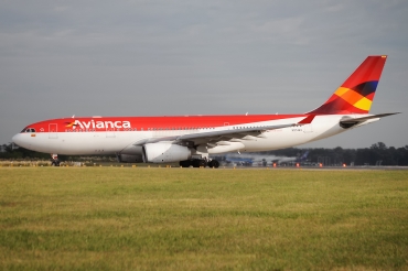 N974AV, (cn 1208), Airbus A330-243
