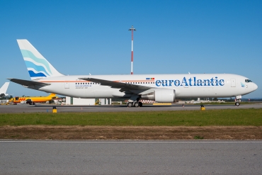 CS-TKS (30841) 2001 Boeing 767-36N(ER)