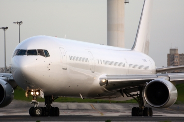 CS-TRN (25535) 1993 Boeing 767-33AER