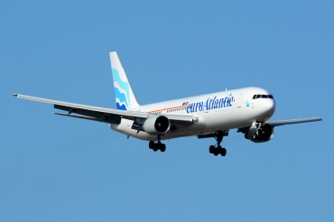 CS-TRN (25535) 1993 Boeing 767-33AER