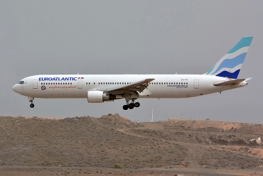 CS-TSV (033049) Boeing 767-34P/ER