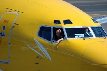 F-GZTA (029333) Boeing 737-33V