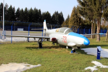 721 (1H-0721) PZL - TS-11 Iskra