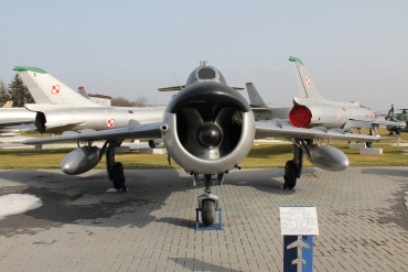 948, (cn 3624), Mikoyan-Gurevich MiG-17PF