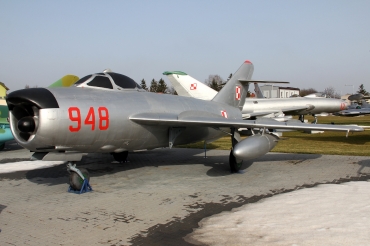 948, (cn 3624), Mikoyan-Gurevich MiG-17PF
