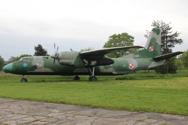 1508 (1508) 1973 Antonov An-26
