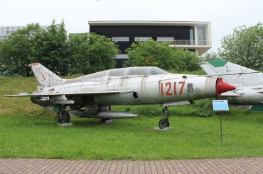 1217, (cn 661217) , Mikoyan-Gurevich MiG-21U