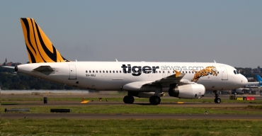 VH-VNJ (2982) 2006 Airbus A320-232