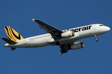 VH-VNO (4053) 2009 Airbus A320-232