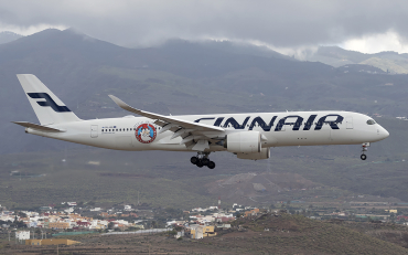 OH-LWA (018) 2015 Airbus A350-941