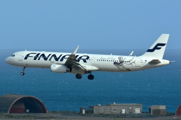 OH-LZL (006083) Airbus A321-231