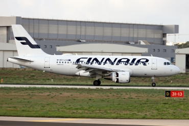 OH-LVA (1073) 1999 Airbus A319-112