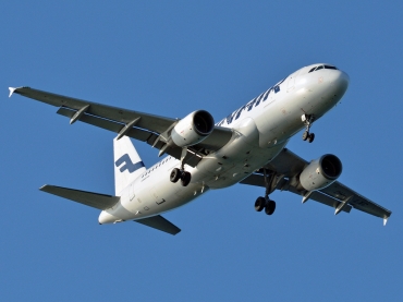 OH-LXC (1544) 2001 Airbus A320-214