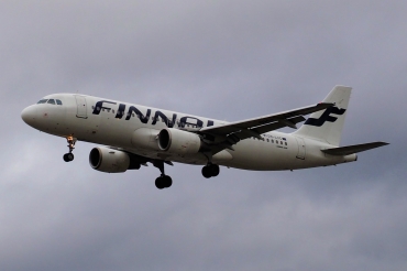 OH-LXC (1544) 2001 Airbus A320-214